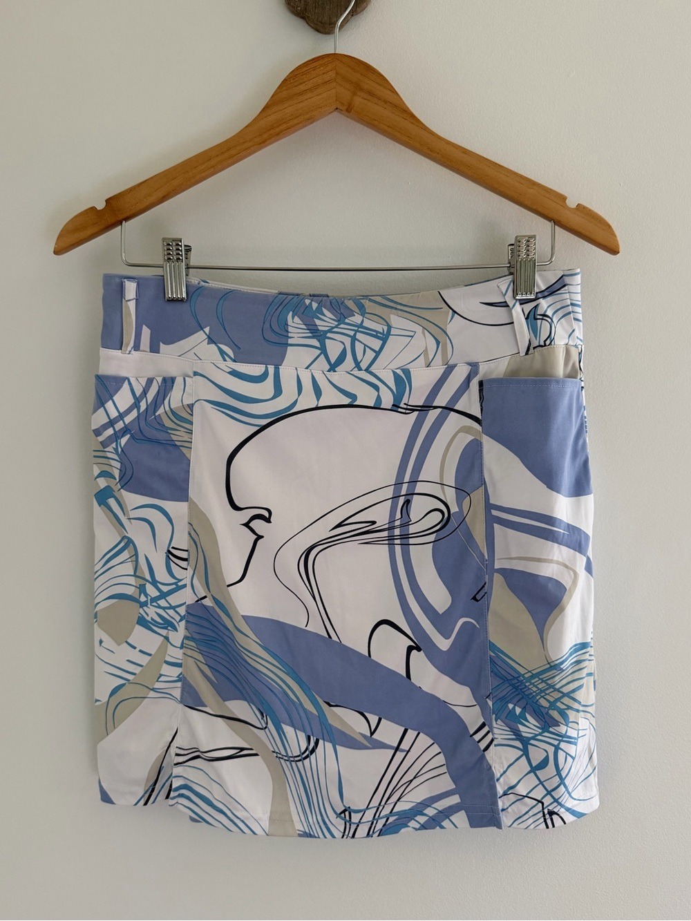 Blue Abstract Golf Skort Size 6 Coastal Country Club Resort